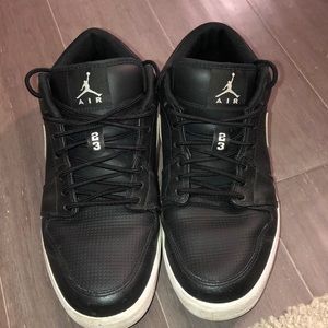 Nike Air Jordan 1 Low Black, Size US 9.5